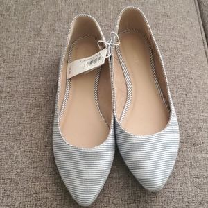 Old navy flats